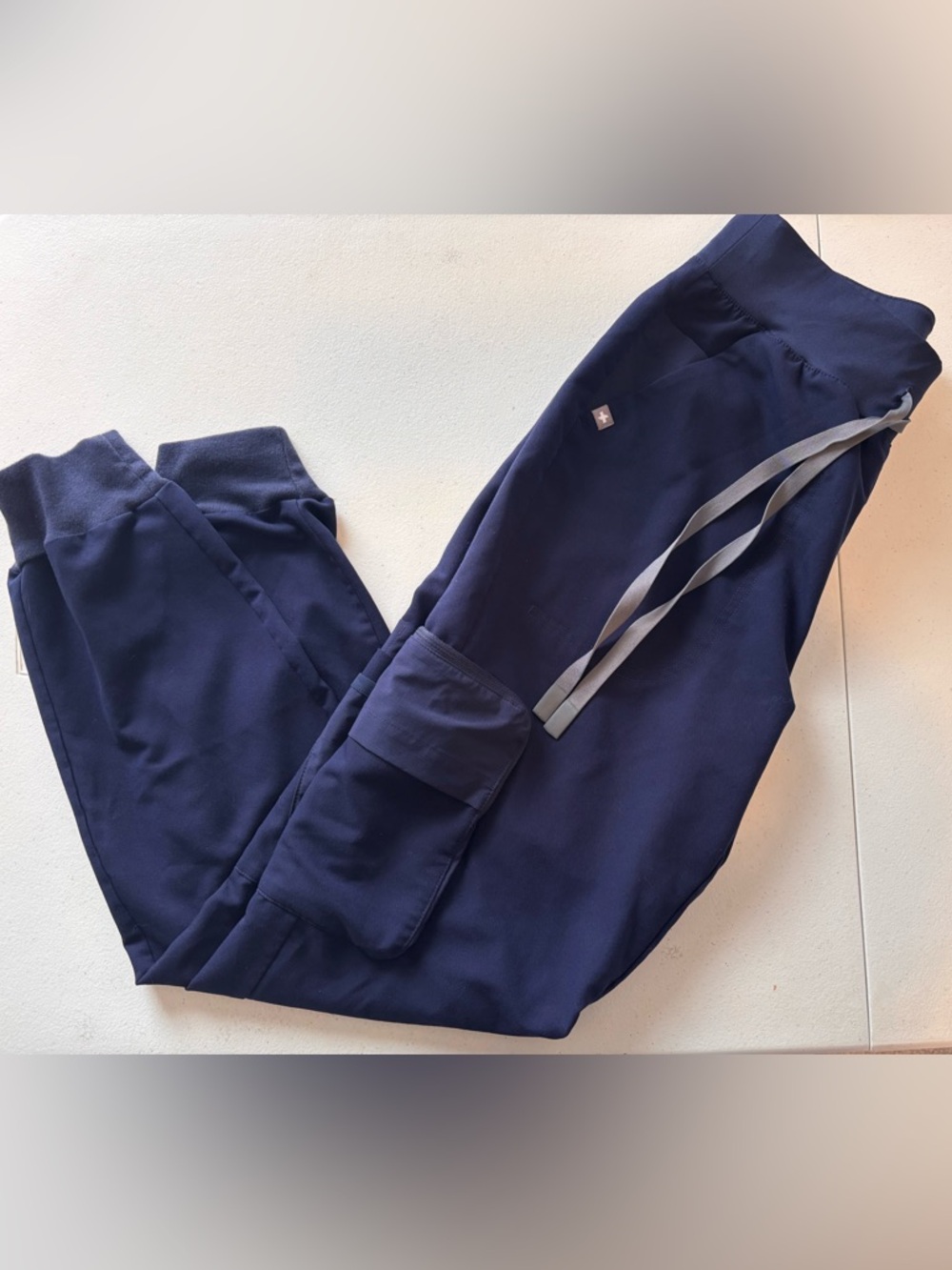 FIGS Navy 22 Pocket Jogger